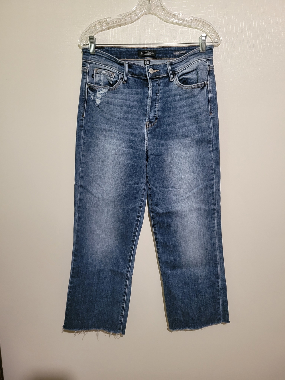 Judy Blue Medium Wash Cropped Straight Jeans
